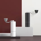 Handkurbel-Kaffeemühle Minimalismus Design